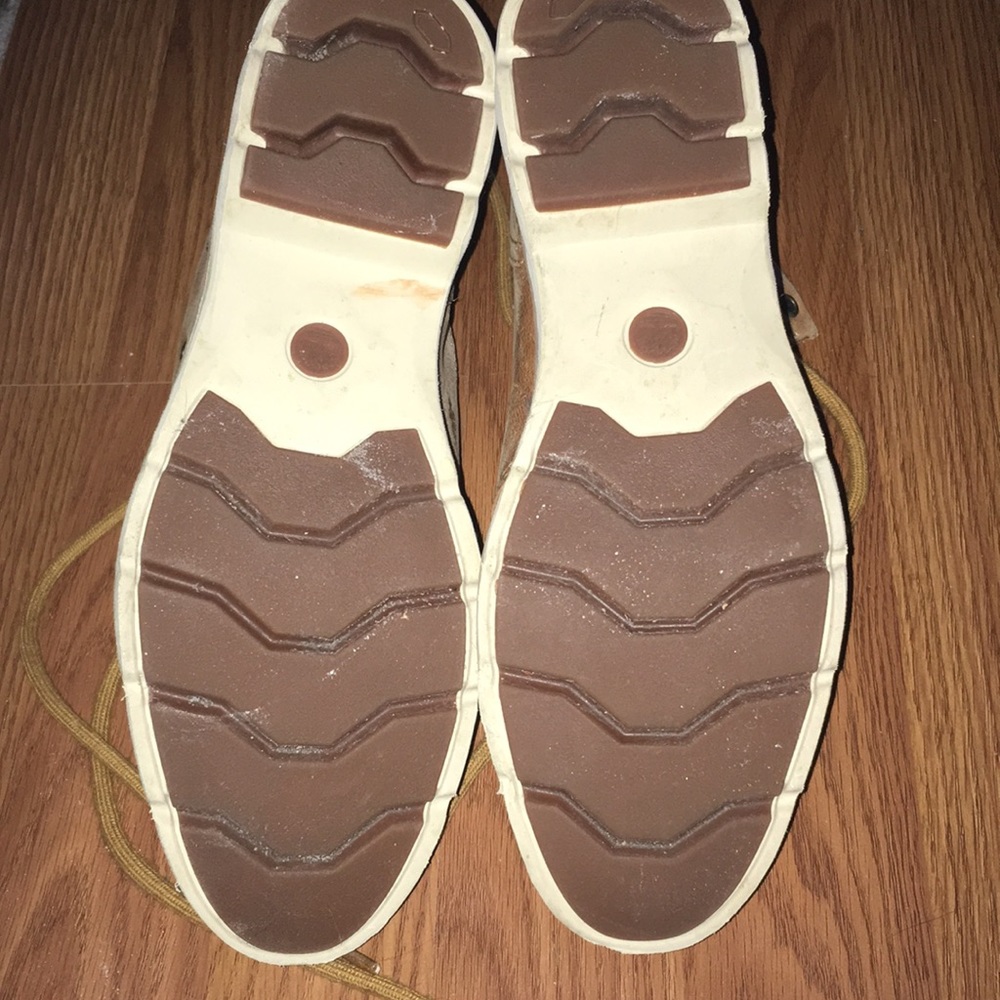 Boots - Picture 2 of 4